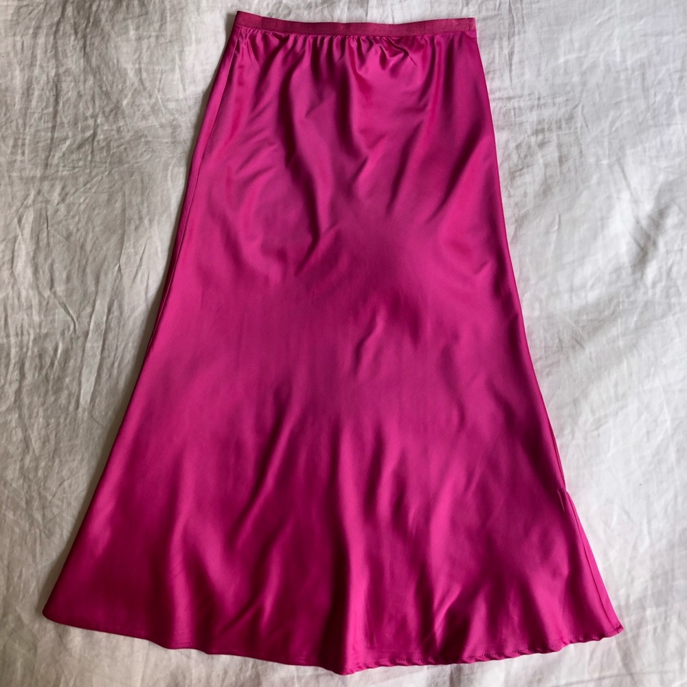 Women’s Pink Skirt